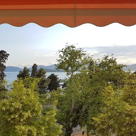 アパート Sea And Park View Flat With Jacuzzi Steam Bath