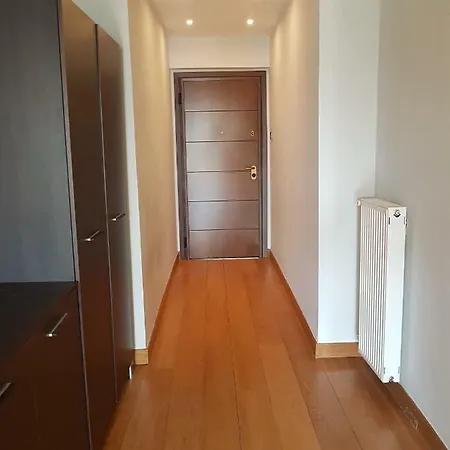 Sea And Park View Flat With Jacuzzi Steam Bath ヴォロス