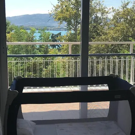 Sea And Park View Flat With Jacuzzi Steam Bath * ヴォロス